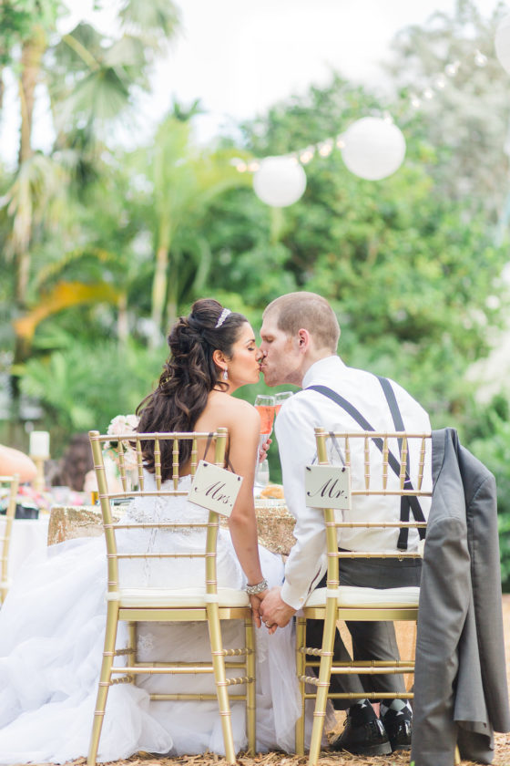 221dd3ca2ba5a1edee22224cb3bdf017-xlarge